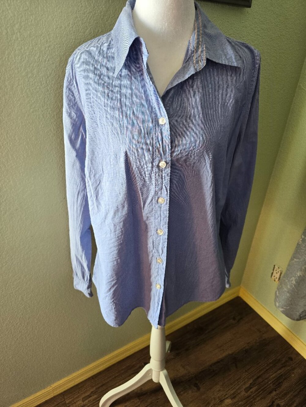 Light Blue Long-Sleeve Button-Up Shirt